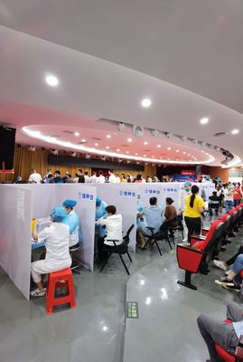 高效有序，凤凰街道4小时完成1200剂次新冠疫苗接种，展现大型活动组织服务典范