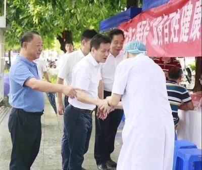 湛江市“服务百姓健康行动”大型义诊活动周启动 大型活动组织服务的实践与思考