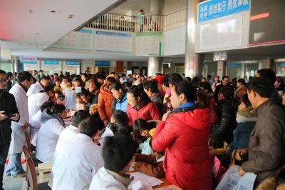 传递温暖与希望——儿童医院荣膺“金阳光公益奖”双项殊荣